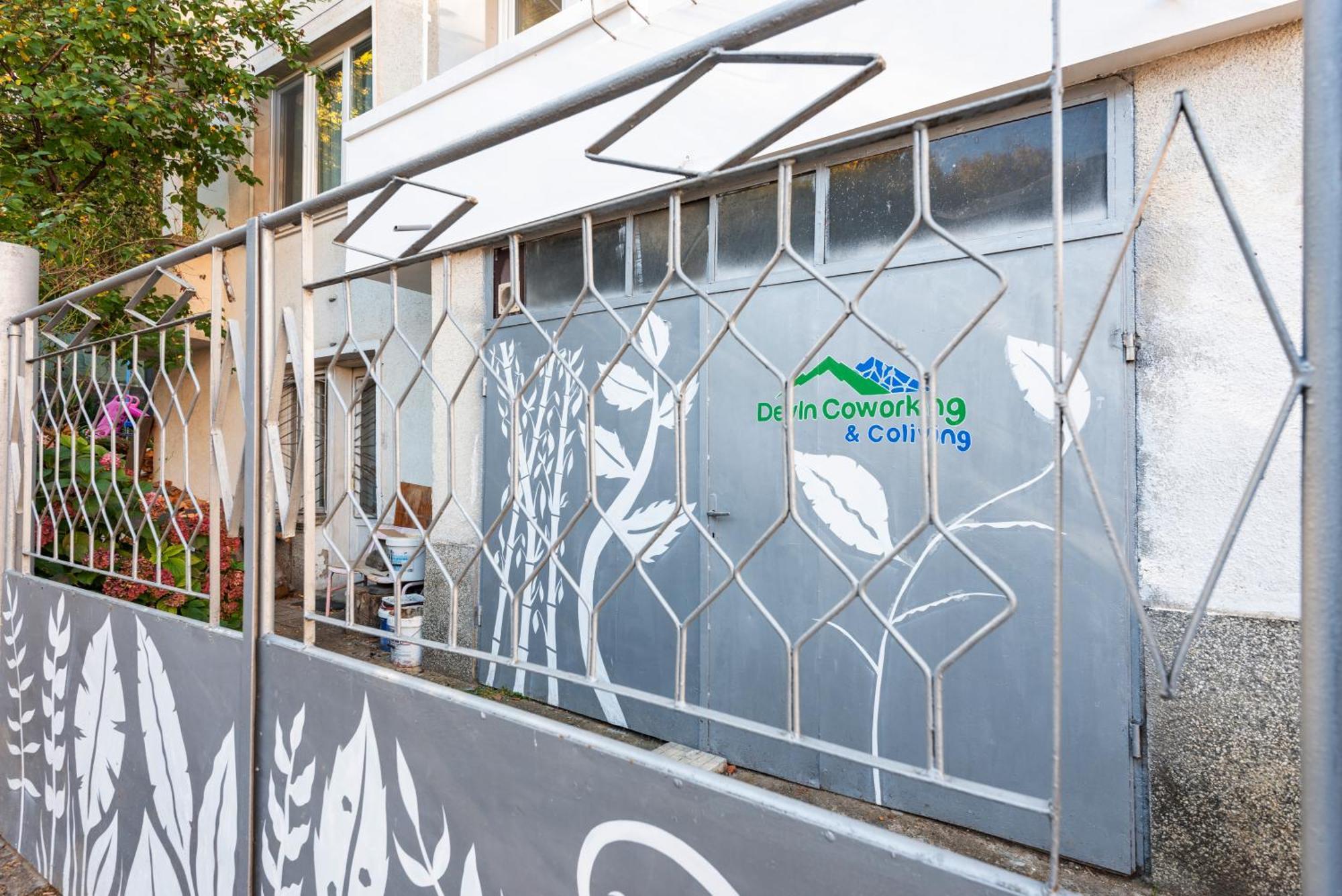 Apartamento Devin Coworking & Coliving Exterior foto