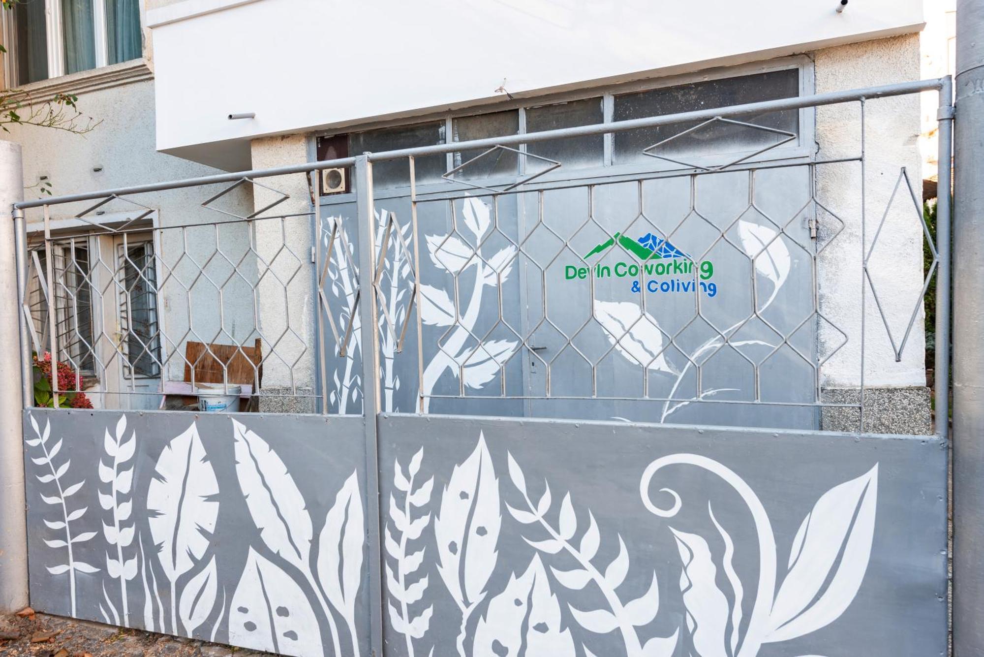 Apartamento Devin Coworking & Coliving Exterior foto